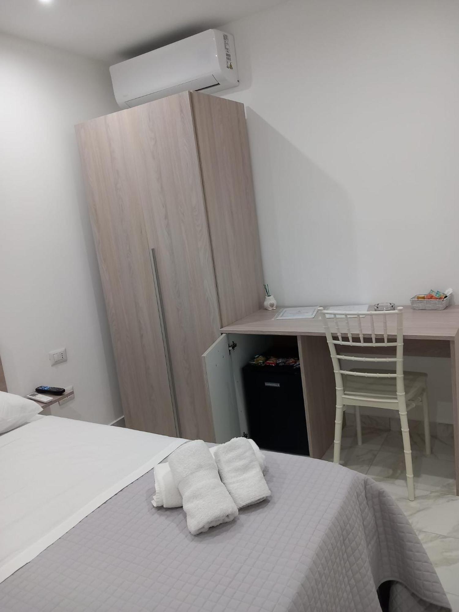B&B Paestum Room Екстериор снимка