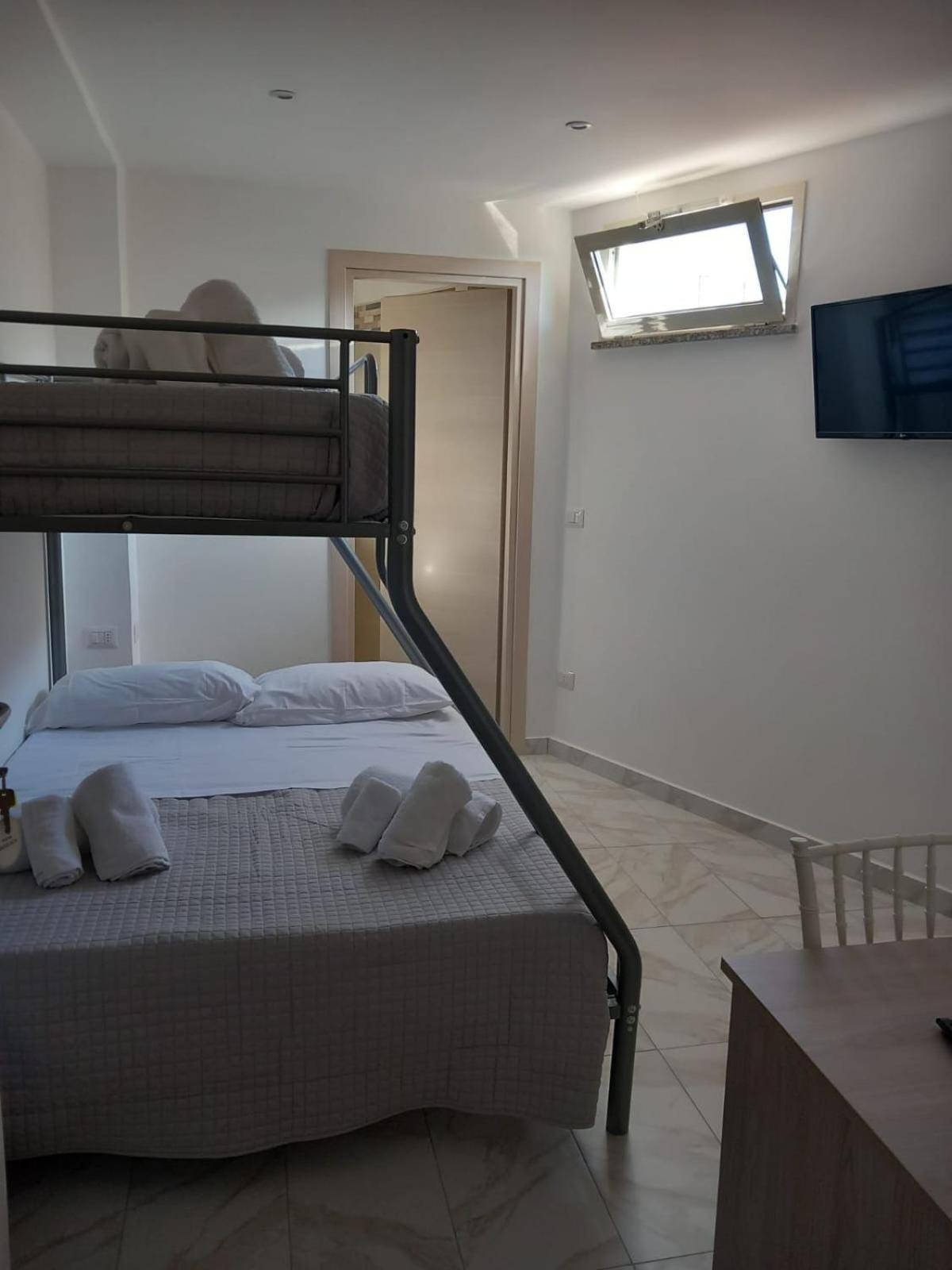 B&B Paestum Room Екстериор снимка
