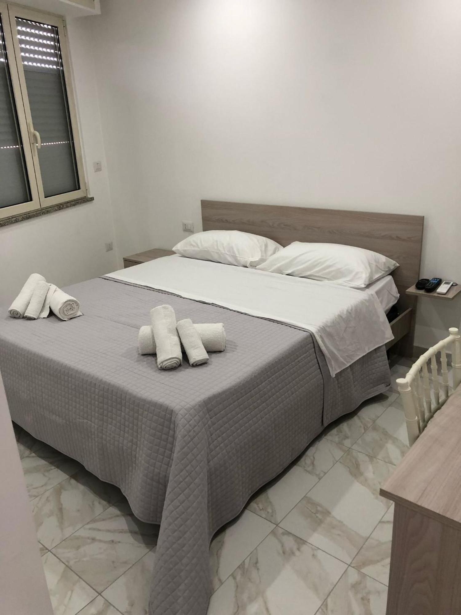 B&B Paestum Room Екстериор снимка